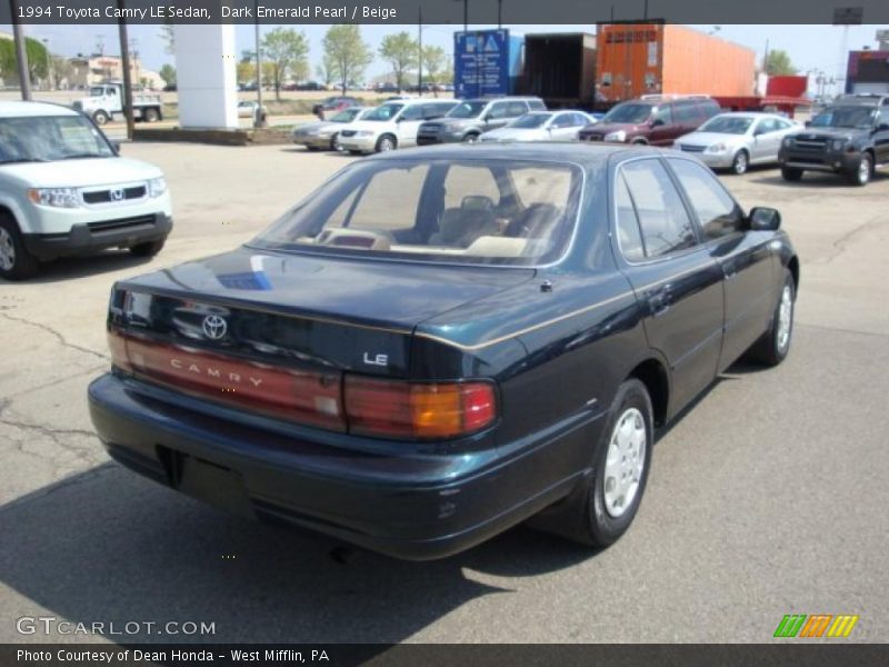 Dark Emerald Pearl / Beige 1994 Toyota Camry LE Sedan