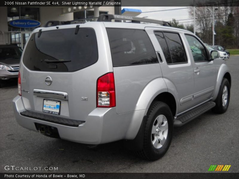 Silver Lightning Metallic / Graphite 2006 Nissan Pathfinder SE 4x4