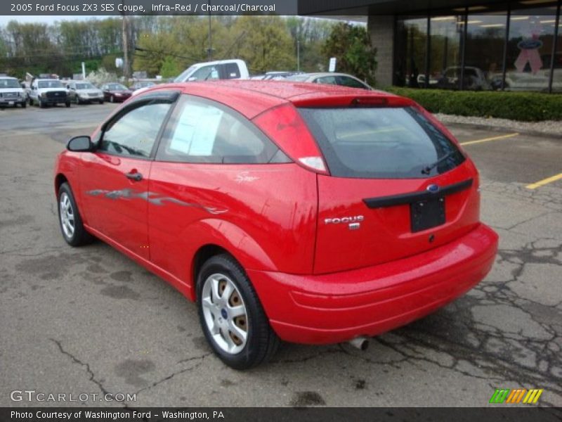 Infra-Red / Charcoal/Charcoal 2005 Ford Focus ZX3 SES Coupe