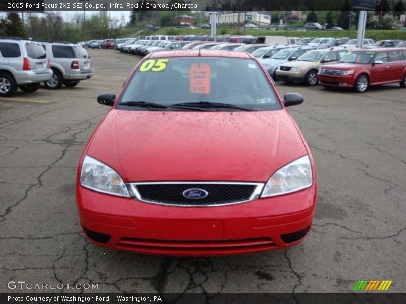 Infra-Red / Charcoal/Charcoal 2005 Ford Focus ZX3 SES Coupe