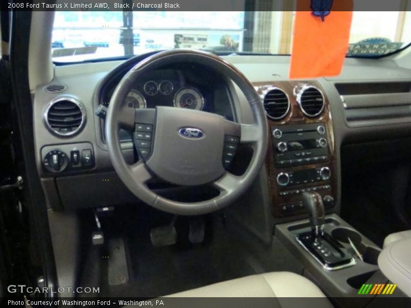 Black / Charcoal Black 2008 Ford Taurus X Limited AWD