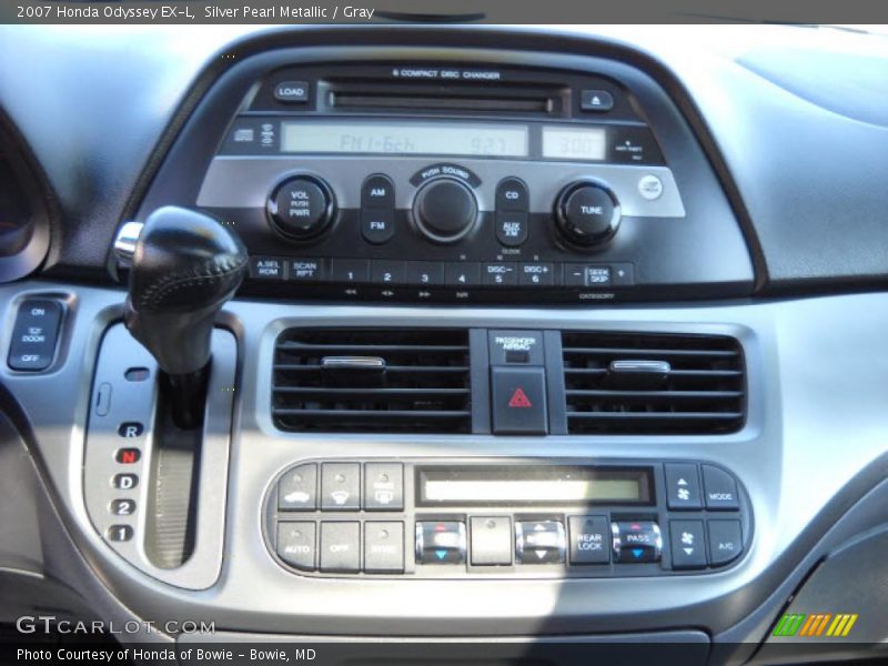 Silver Pearl Metallic / Gray 2007 Honda Odyssey EX-L