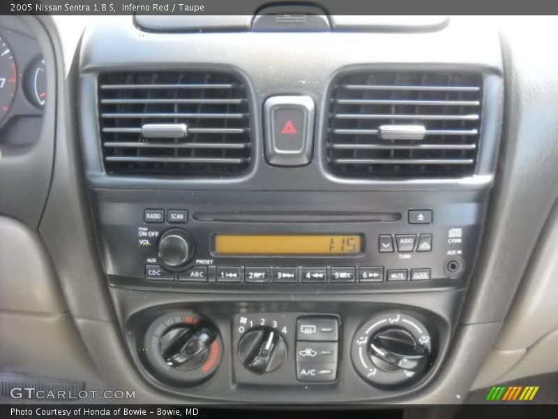 Inferno Red / Taupe 2005 Nissan Sentra 1.8 S