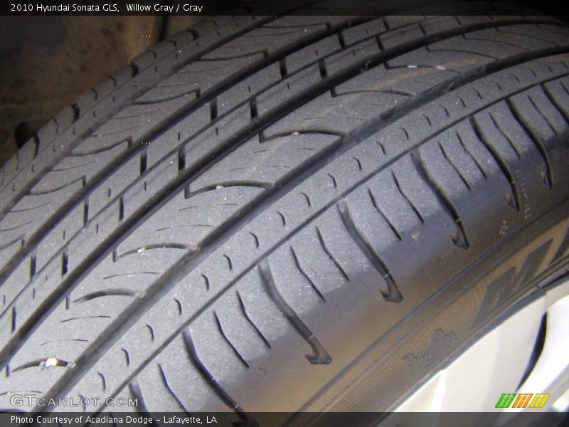 Willow Gray / Gray 2010 Hyundai Sonata GLS
