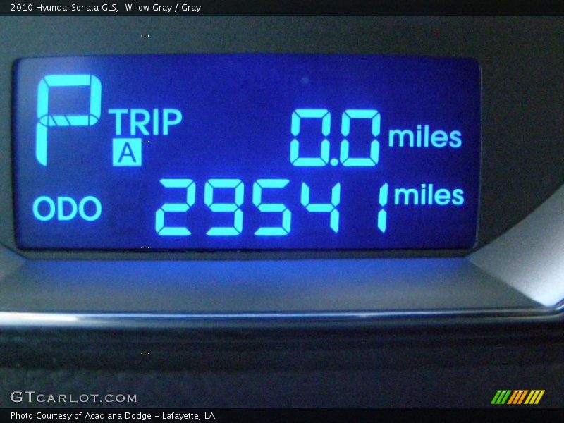 Willow Gray / Gray 2010 Hyundai Sonata GLS
