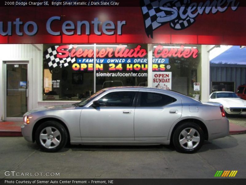 Bright Silver Metallic / Dark Slate Gray 2008 Dodge Charger SE