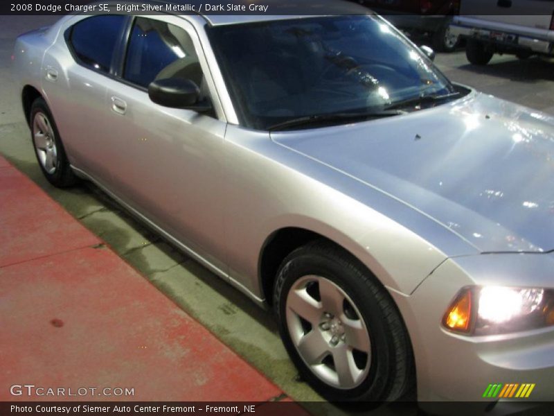 Bright Silver Metallic / Dark Slate Gray 2008 Dodge Charger SE
