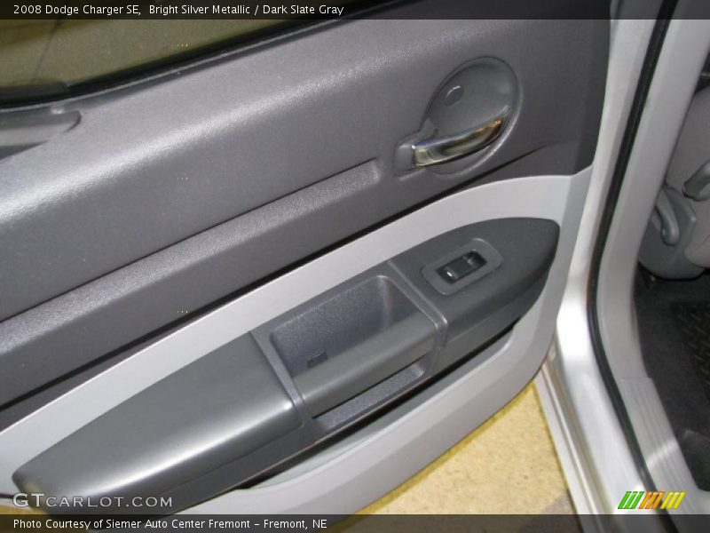 Bright Silver Metallic / Dark Slate Gray 2008 Dodge Charger SE