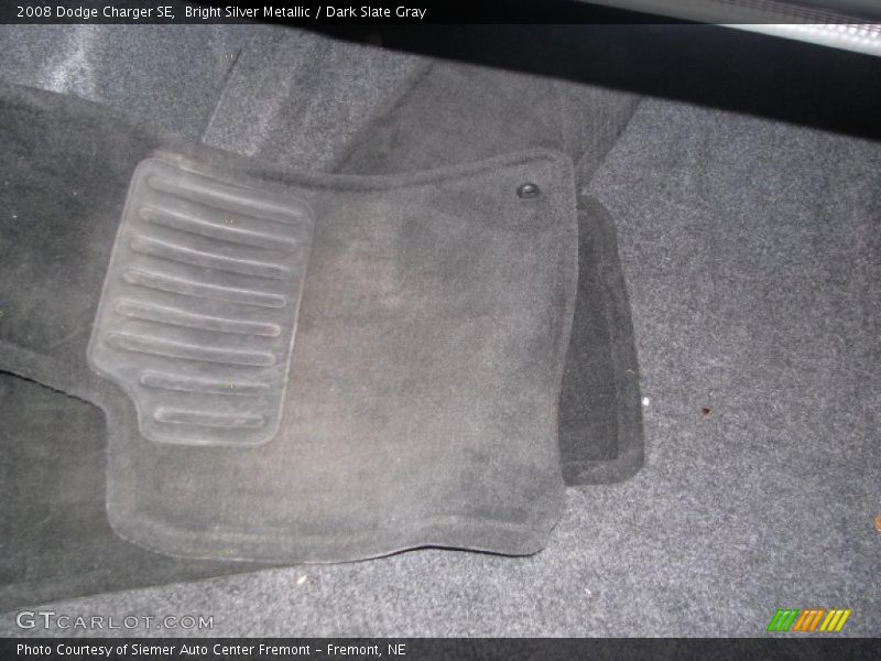 Bright Silver Metallic / Dark Slate Gray 2008 Dodge Charger SE