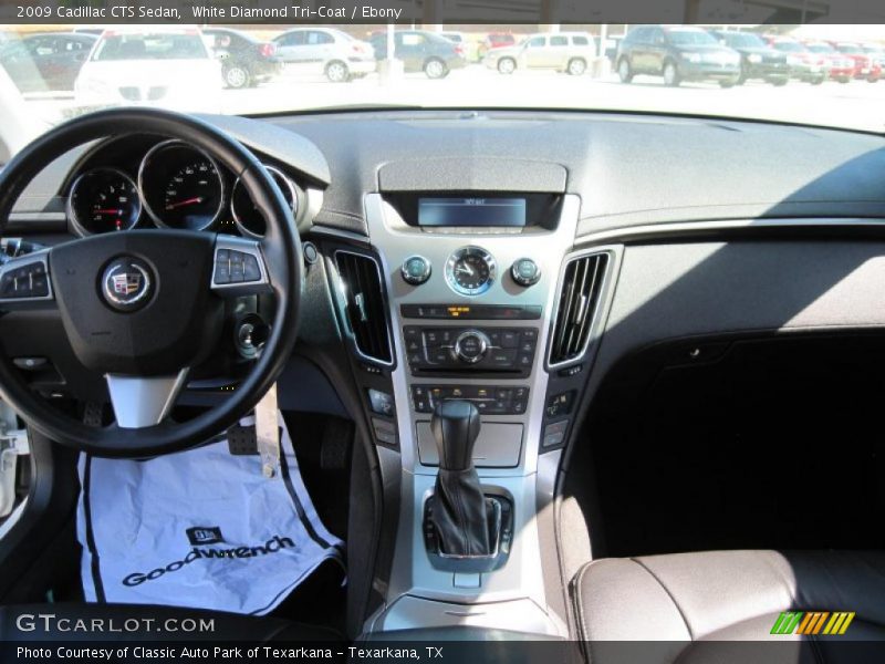 White Diamond Tri-Coat / Ebony 2009 Cadillac CTS Sedan