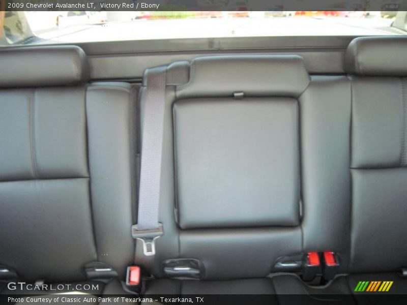 Victory Red / Ebony 2009 Chevrolet Avalanche LT