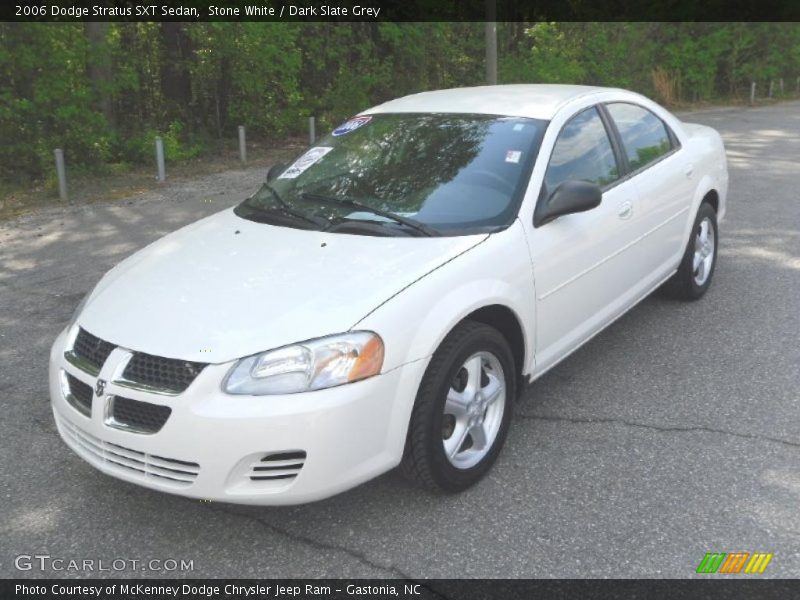 Stone White / Dark Slate Grey 2006 Dodge Stratus SXT Sedan