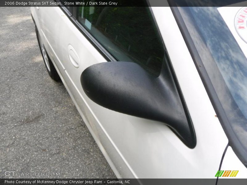 Stone White / Dark Slate Grey 2006 Dodge Stratus SXT Sedan