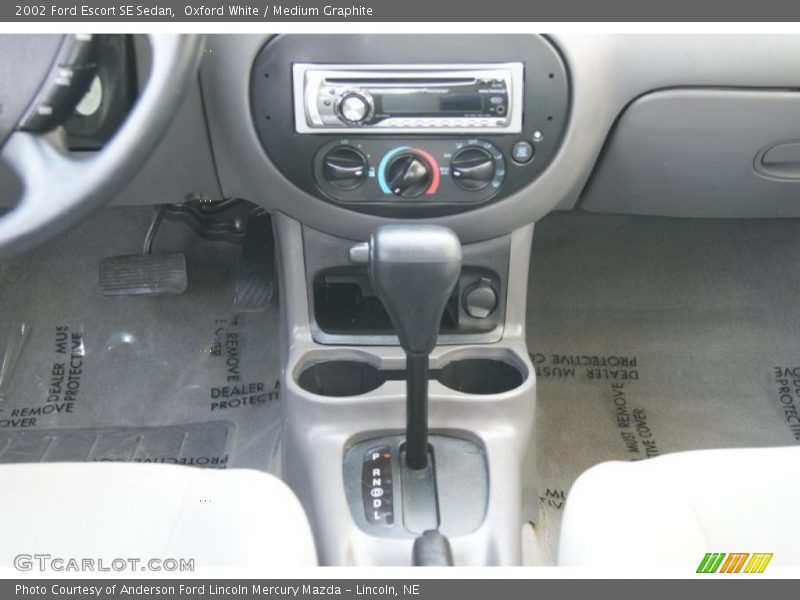 Oxford White / Medium Graphite 2002 Ford Escort SE Sedan