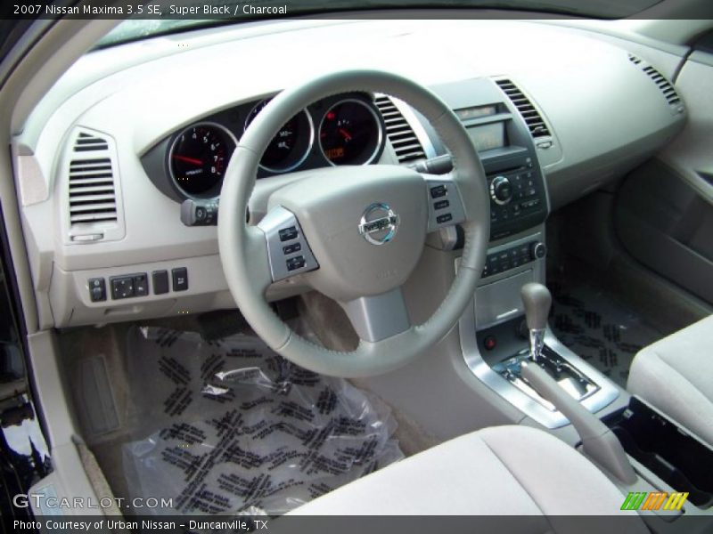 Super Black / Charcoal 2007 Nissan Maxima 3.5 SE