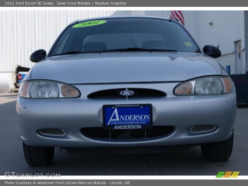 Silver Frost Metallic / Medium Graphite 2001 Ford Escort SE Sedan