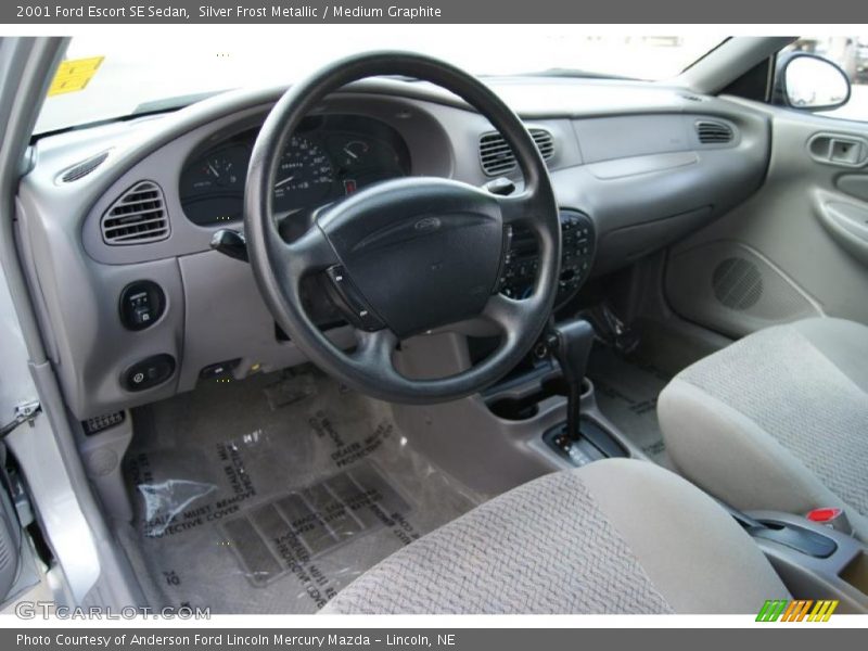Silver Frost Metallic / Medium Graphite 2001 Ford Escort SE Sedan