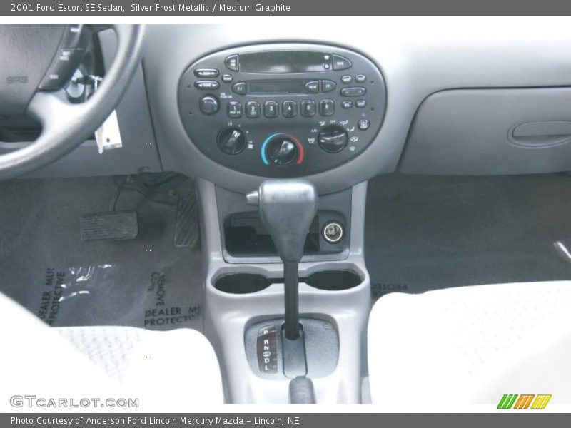 Silver Frost Metallic / Medium Graphite 2001 Ford Escort SE Sedan