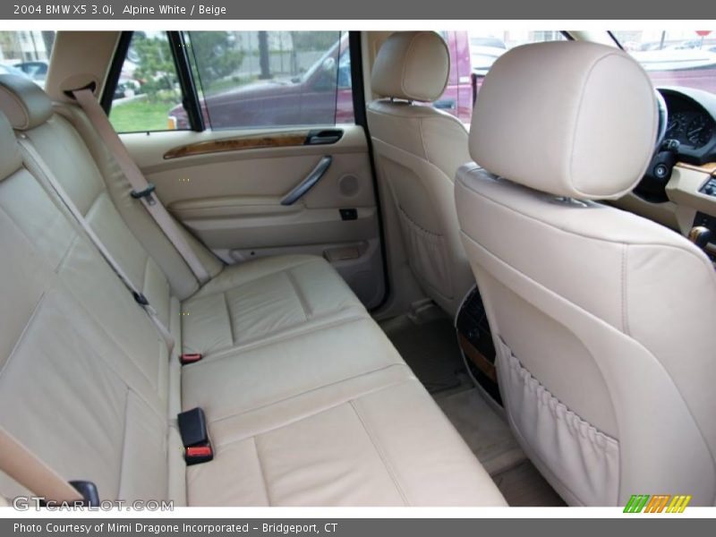 Alpine White / Beige 2004 BMW X5 3.0i