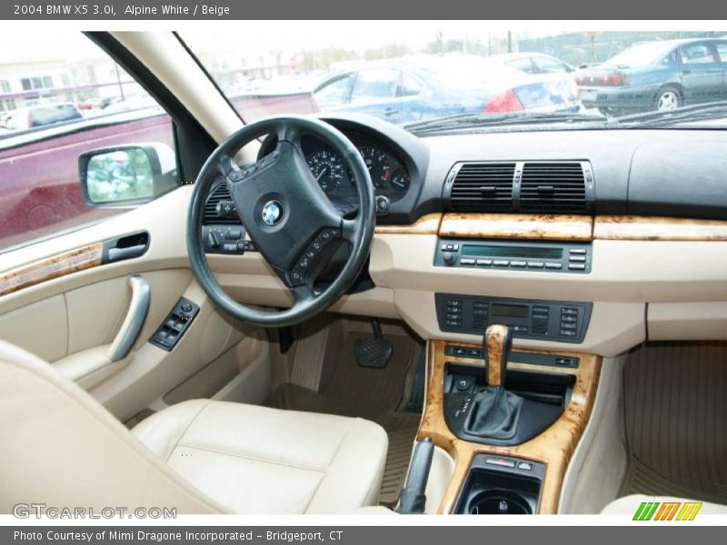 Alpine White / Beige 2004 BMW X5 3.0i