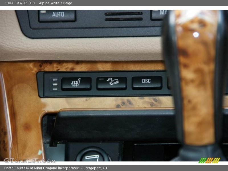 Alpine White / Beige 2004 BMW X5 3.0i
