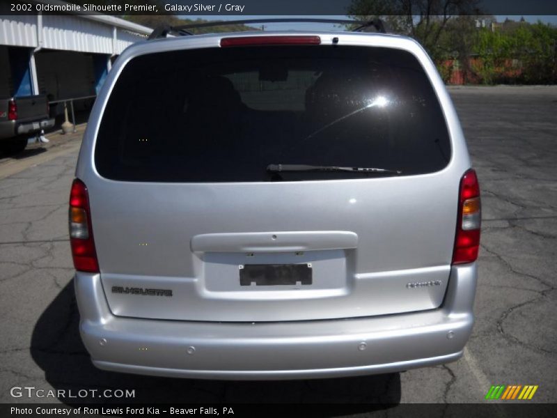 Galaxy Silver / Gray 2002 Oldsmobile Silhouette Premier