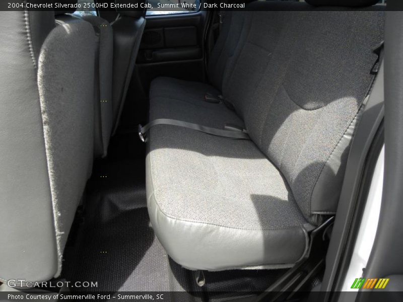 Summit White / Dark Charcoal 2004 Chevrolet Silverado 2500HD Extended Cab