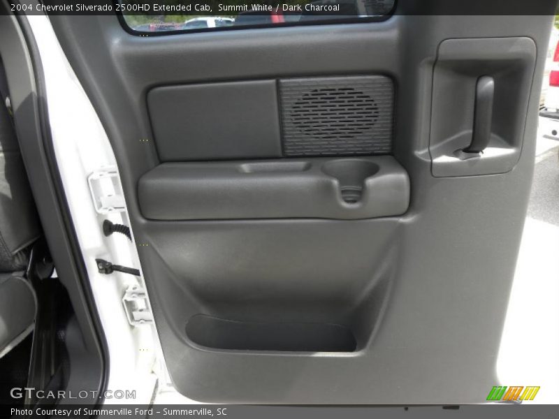 Summit White / Dark Charcoal 2004 Chevrolet Silverado 2500HD Extended Cab