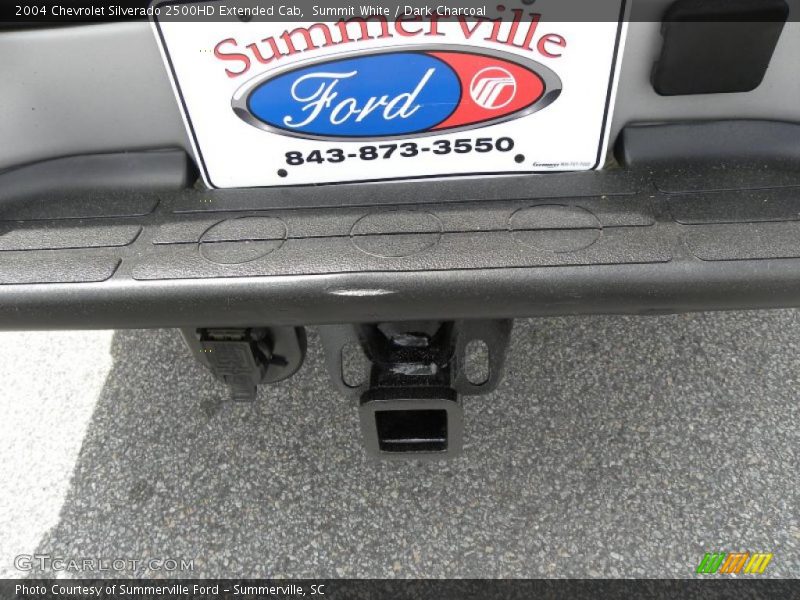 Summit White / Dark Charcoal 2004 Chevrolet Silverado 2500HD Extended Cab