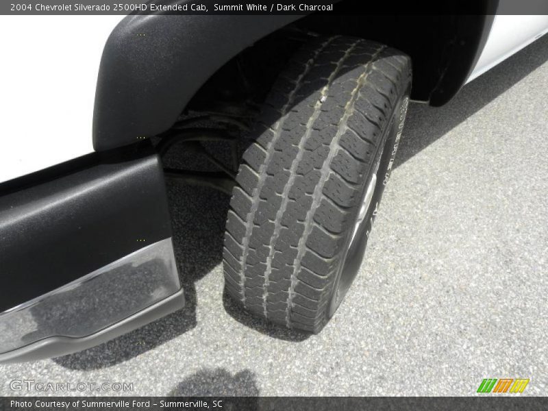 Summit White / Dark Charcoal 2004 Chevrolet Silverado 2500HD Extended Cab