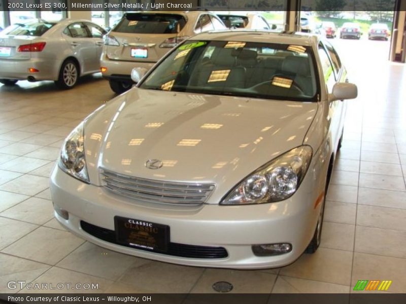 Millennium Silver Metallic / Light Charcoal 2002 Lexus ES 300