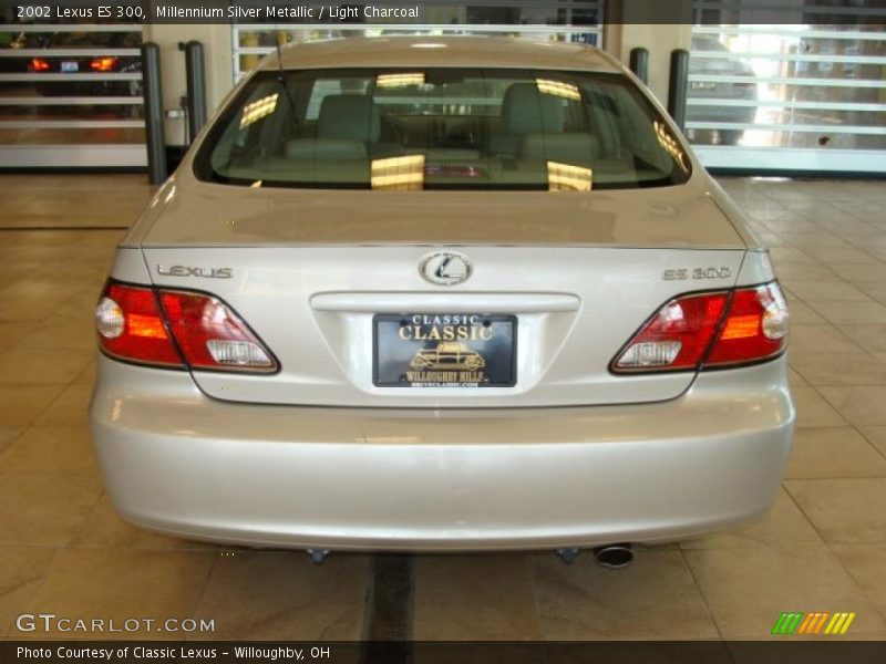 Millennium Silver Metallic / Light Charcoal 2002 Lexus ES 300