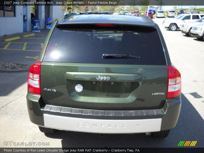 Jeep Green Metallic / Pastel Pebble Beige 2007 Jeep Compass Limited 4x4