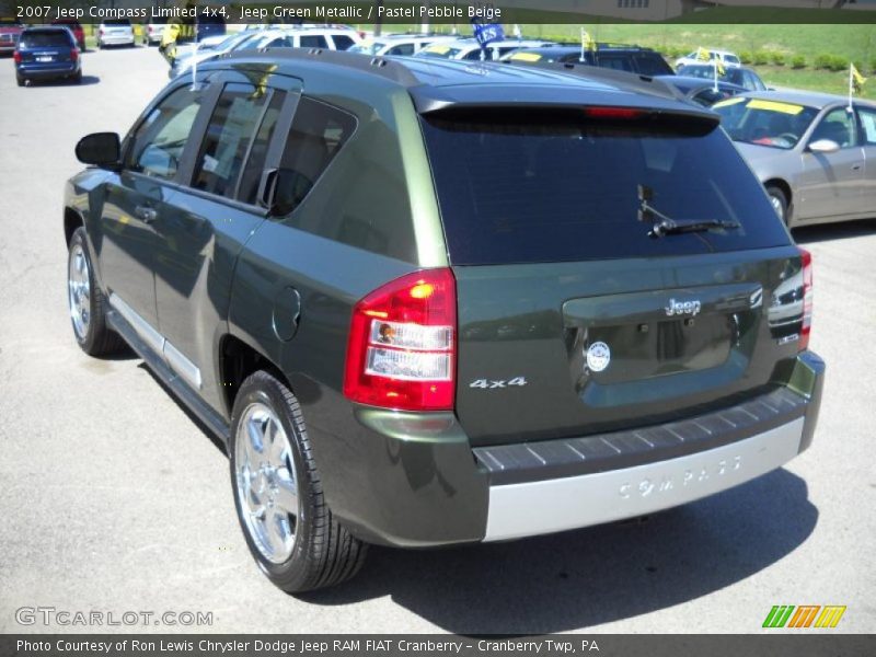 Jeep Green Metallic / Pastel Pebble Beige 2007 Jeep Compass Limited 4x4