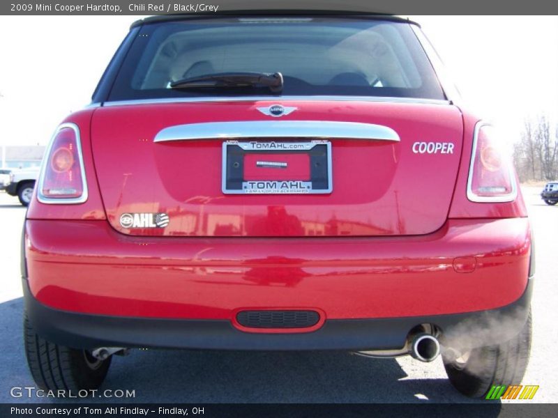 Chili Red / Black/Grey 2009 Mini Cooper Hardtop