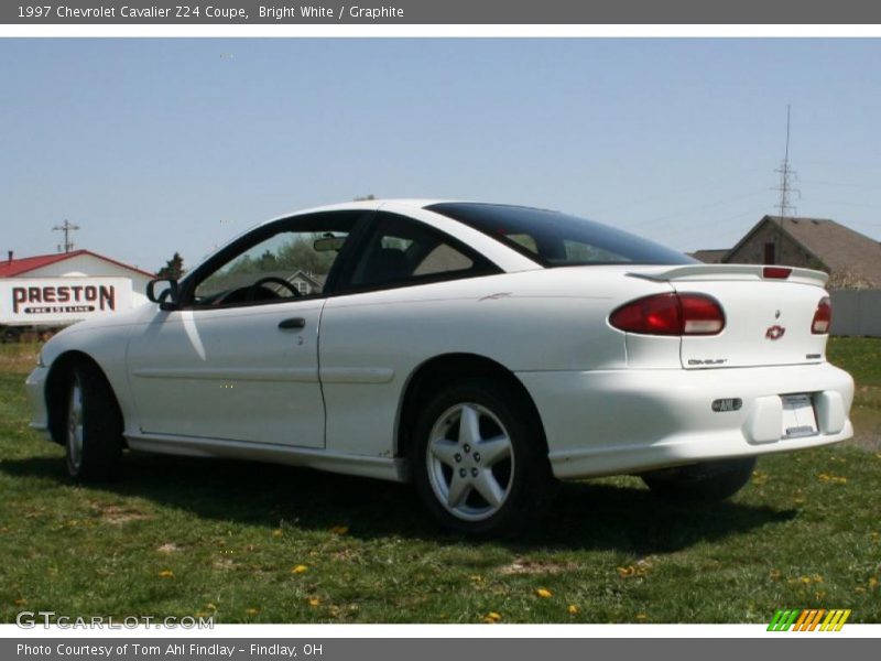 Bright White / Graphite 1997 Chevrolet Cavalier Z24 Coupe