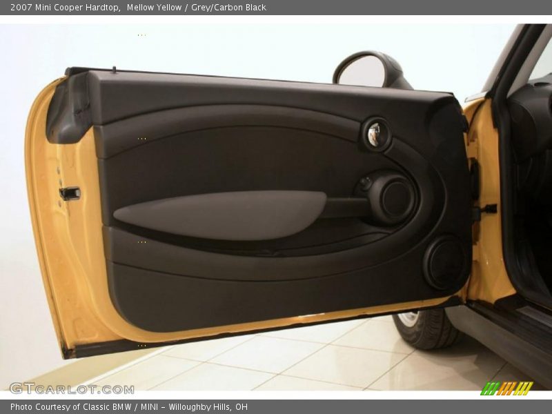Mellow Yellow / Grey/Carbon Black 2007 Mini Cooper Hardtop
