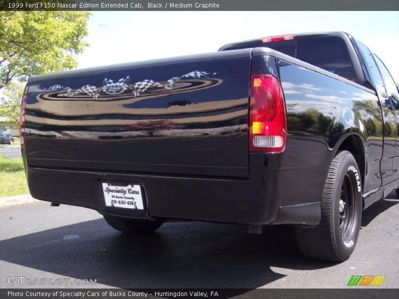 Black / Medium Graphite 1999 Ford F150 Nascar Edition Extended Cab