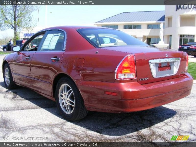 Richmond Red Pearl / Brown/Tan 2002 Mitsubishi Diamante LS