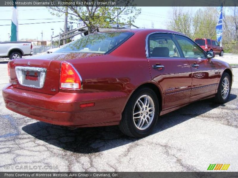 Richmond Red Pearl / Brown/Tan 2002 Mitsubishi Diamante LS