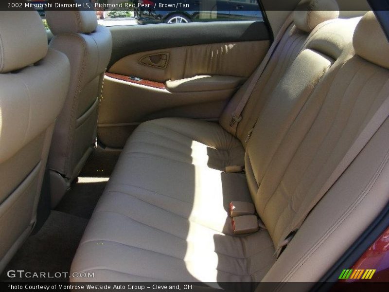 Richmond Red Pearl / Brown/Tan 2002 Mitsubishi Diamante LS