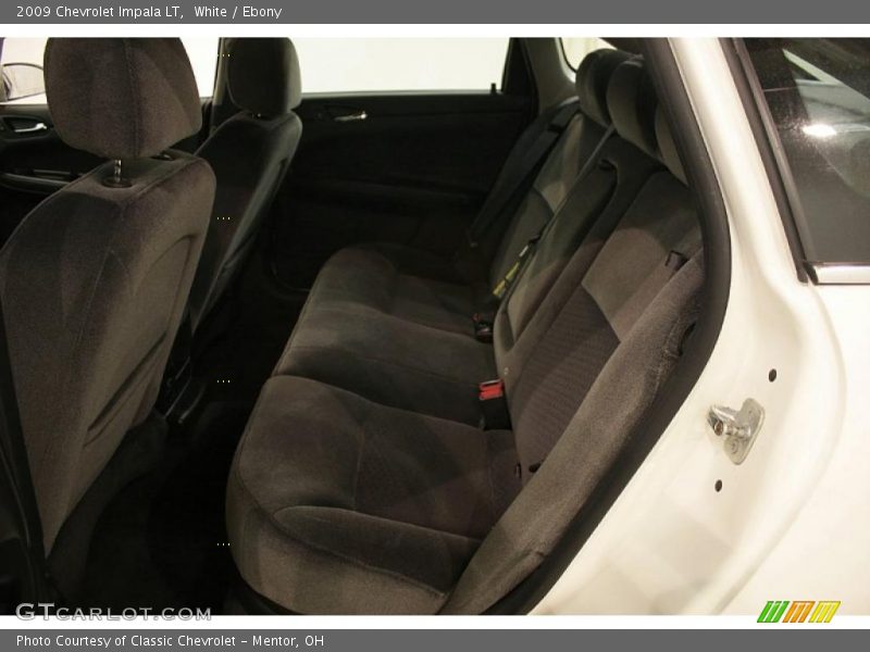 White / Ebony 2009 Chevrolet Impala LT