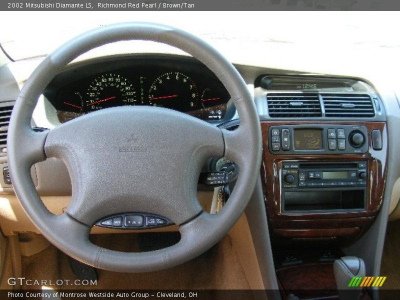 Richmond Red Pearl / Brown/Tan 2002 Mitsubishi Diamante LS