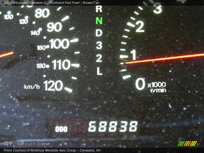 Richmond Red Pearl / Brown/Tan 2002 Mitsubishi Diamante LS