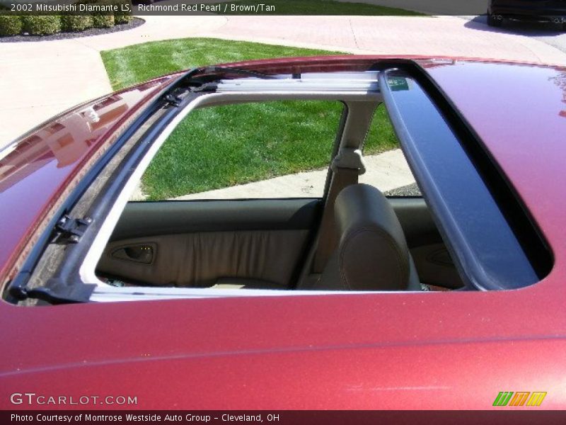 Richmond Red Pearl / Brown/Tan 2002 Mitsubishi Diamante LS