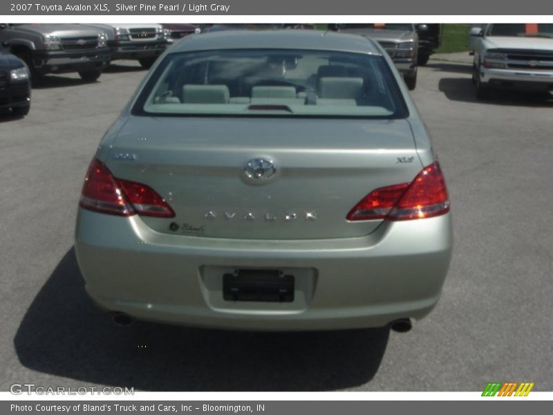 Silver Pine Pearl / Light Gray 2007 Toyota Avalon XLS