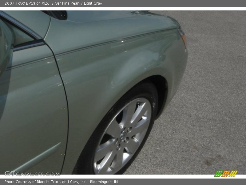Silver Pine Pearl / Light Gray 2007 Toyota Avalon XLS