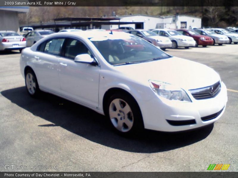 Polar White / Gray 2009 Saturn Aura XE