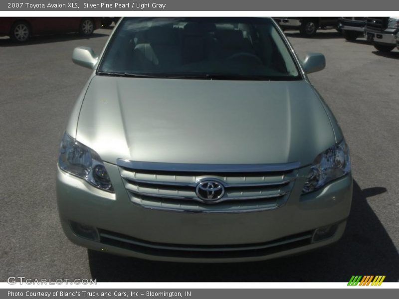 Silver Pine Pearl / Light Gray 2007 Toyota Avalon XLS