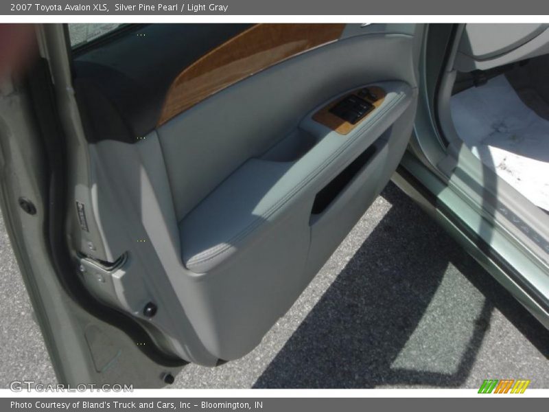 Silver Pine Pearl / Light Gray 2007 Toyota Avalon XLS